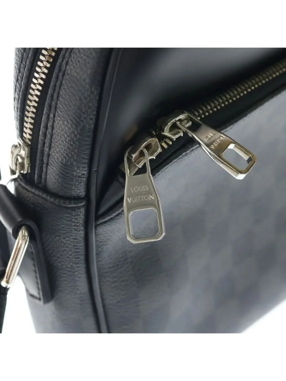Louis Vuitton Damier Graphite Dayton PM Leather Shoulder Bag Black